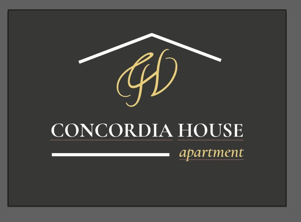 Concordia House Apartment คาตาเนีย ภายนอก รูปภาพ